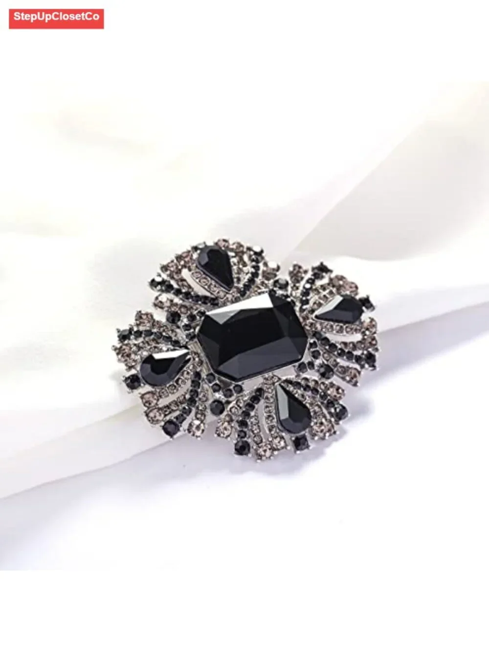 N/A elegant vintage